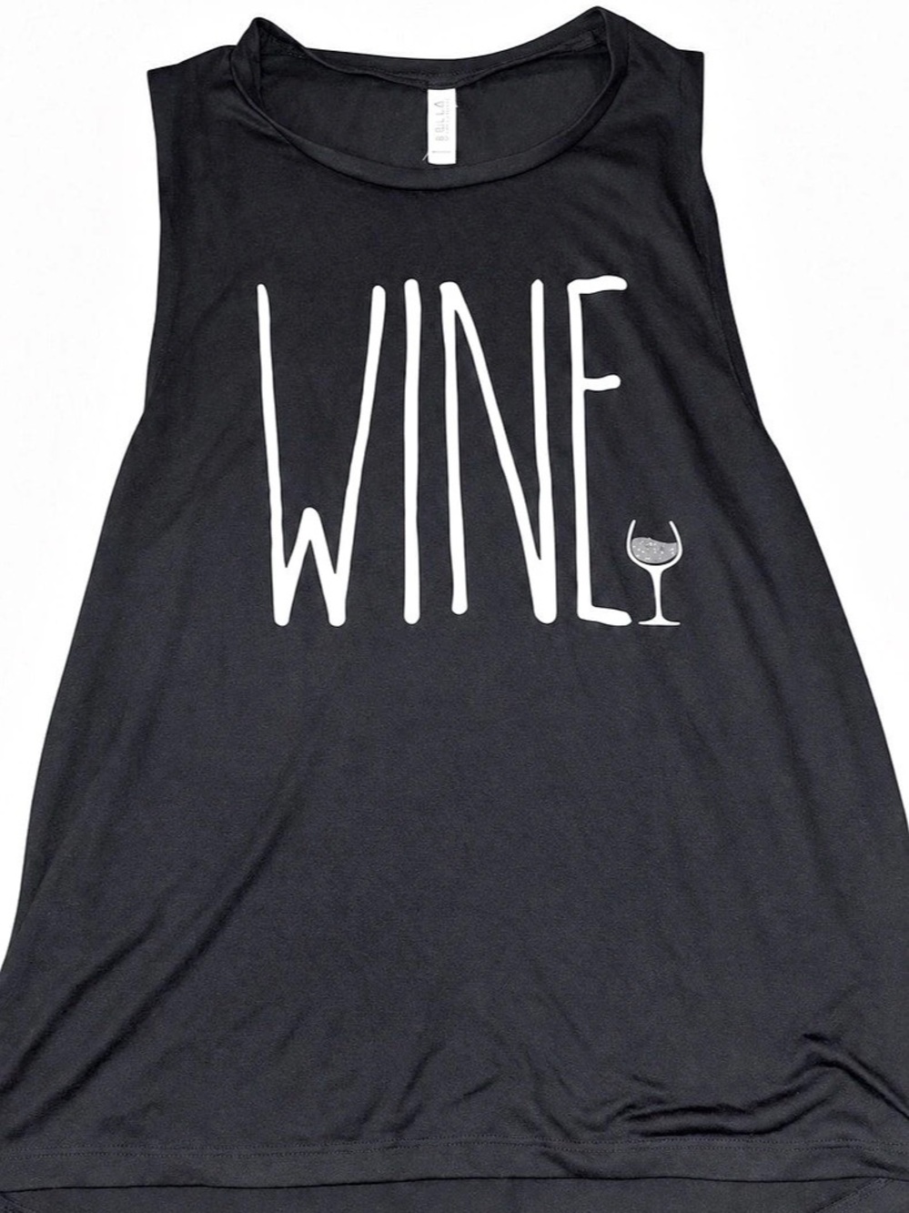 Bella Wine Graphic Tank Top in Black Size Large